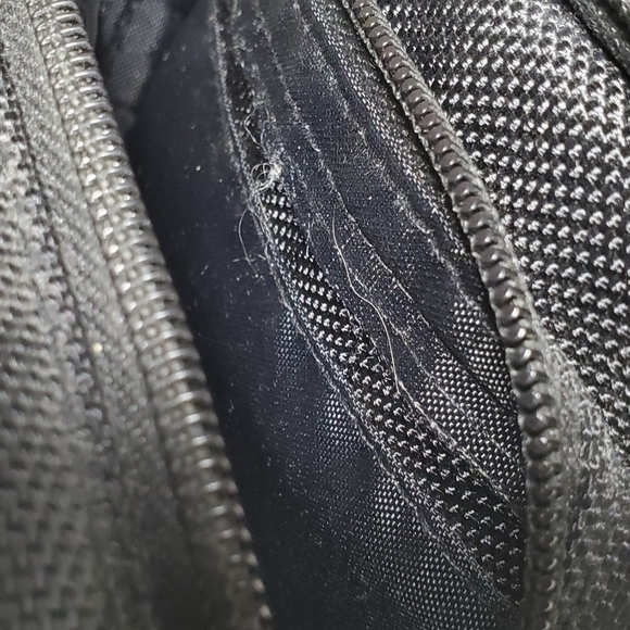 Mickey Mouse Camera Bag Zip Close Pockets Attachable Strap Black Canvas Disney - Picture 6 of 12